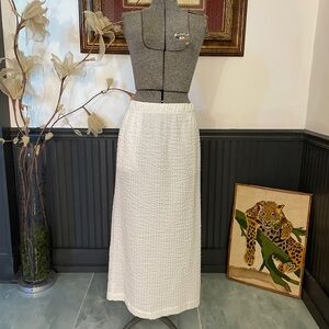 NWT IC COLLECTION White Textured Pull On Back Slit Midi Skirt - Sz XL 🧡🎀